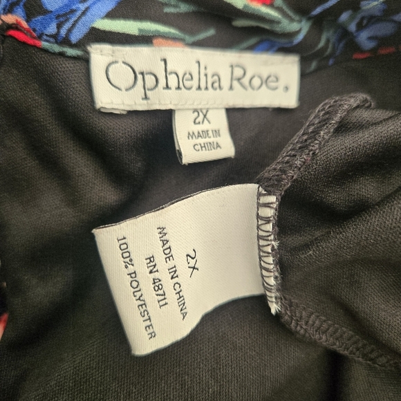 Pretty Pleated Floral Shift Dress EUC ❤️ - Picture 2 of 7